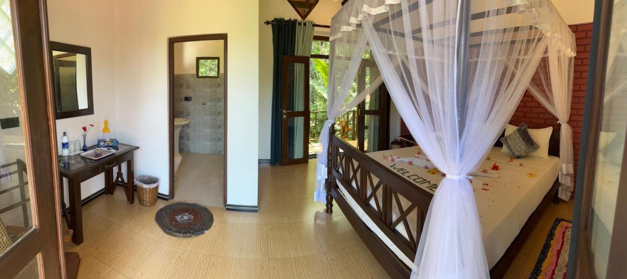 Dosemo Cabana Induruwa Exterior photo